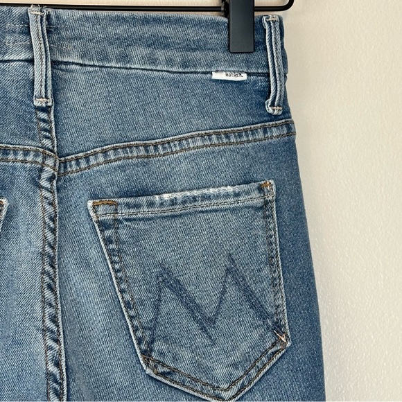 🩵MOTHER Denim High Waisted Looker Ankle Fray Hem Jean in Shoot to Thrill 23 - Picture 11 of 16